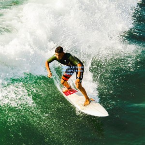 英媒曝三大豪门竞逐科纳特 法国中卫未来去向引足坛关注